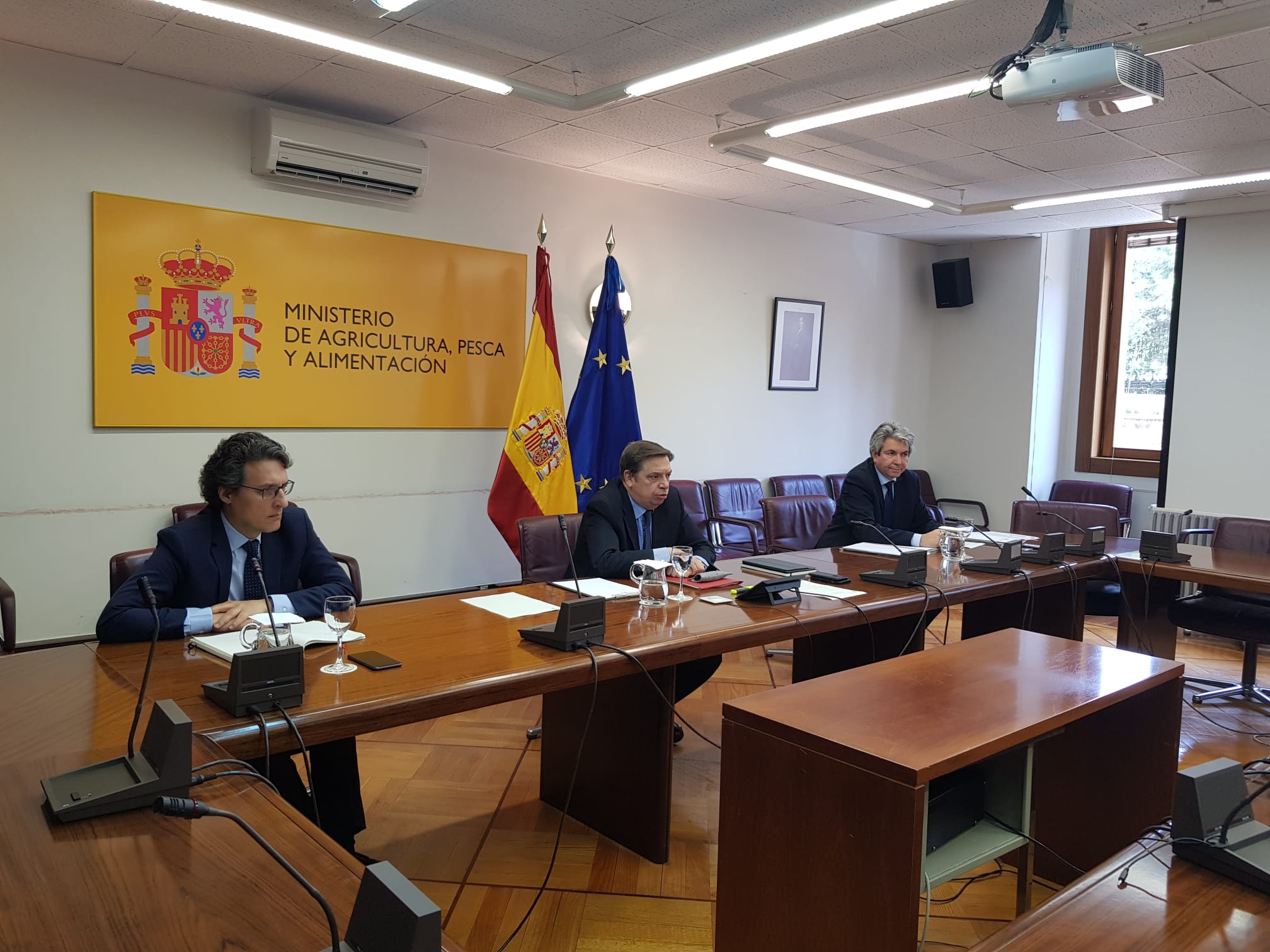 Reunión del Ministro de Agricultura con las principales asociaciones agroalimentarias