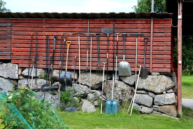 Herramientas básicas para huerto, jardín, cesped, macetas...